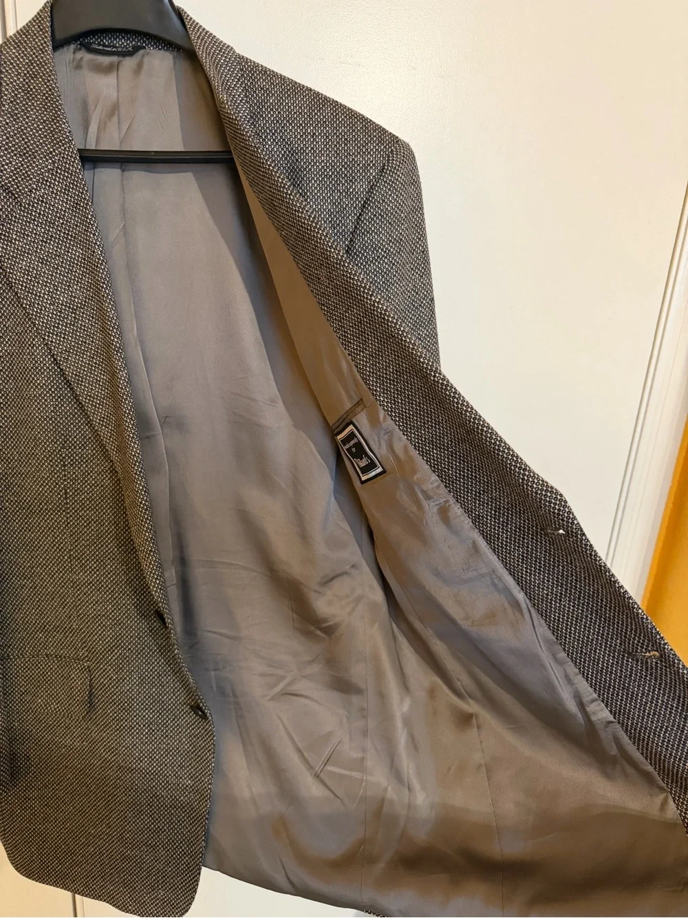Joseph & Feiss Gray Tweed Sport Coat